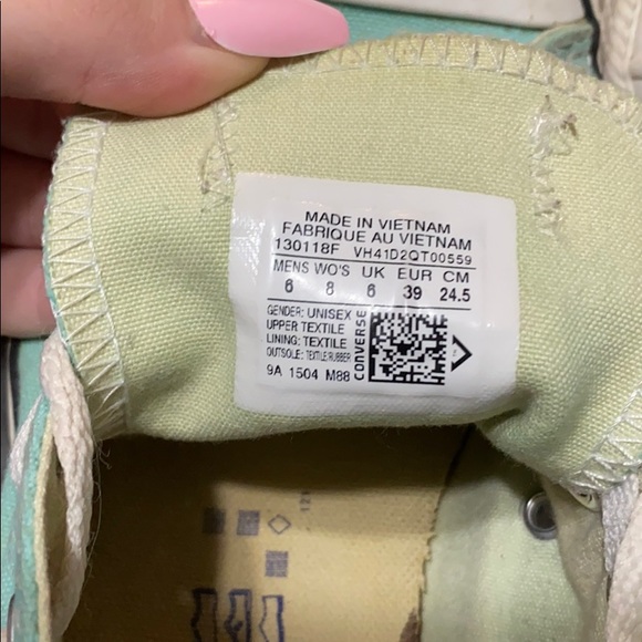 SOLD - Picture 2 of 4